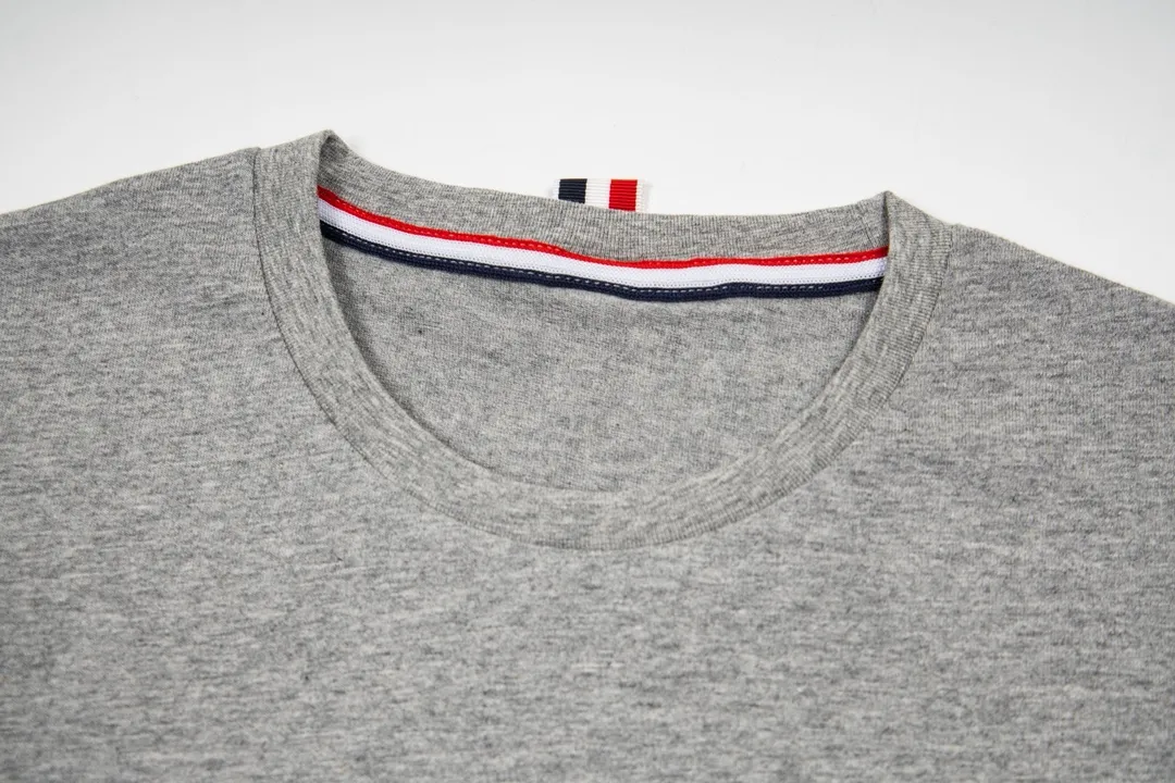 （Q 110） ， （ ， ） #T 26ss T ：Black White Navy Blue Light Gray Size：0 1 2 3 4